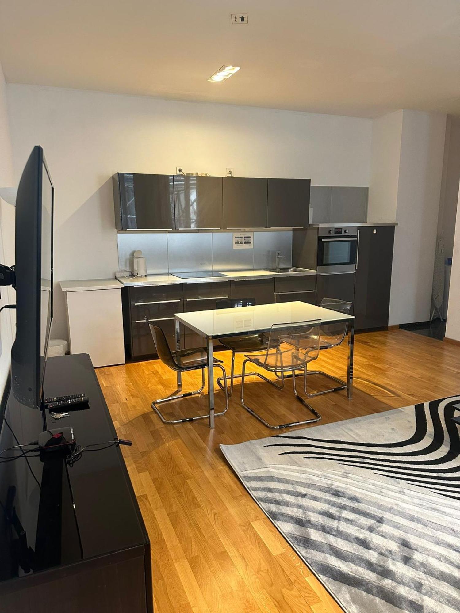 Al Nafurah Apartments 뮌헨 외부 사진
