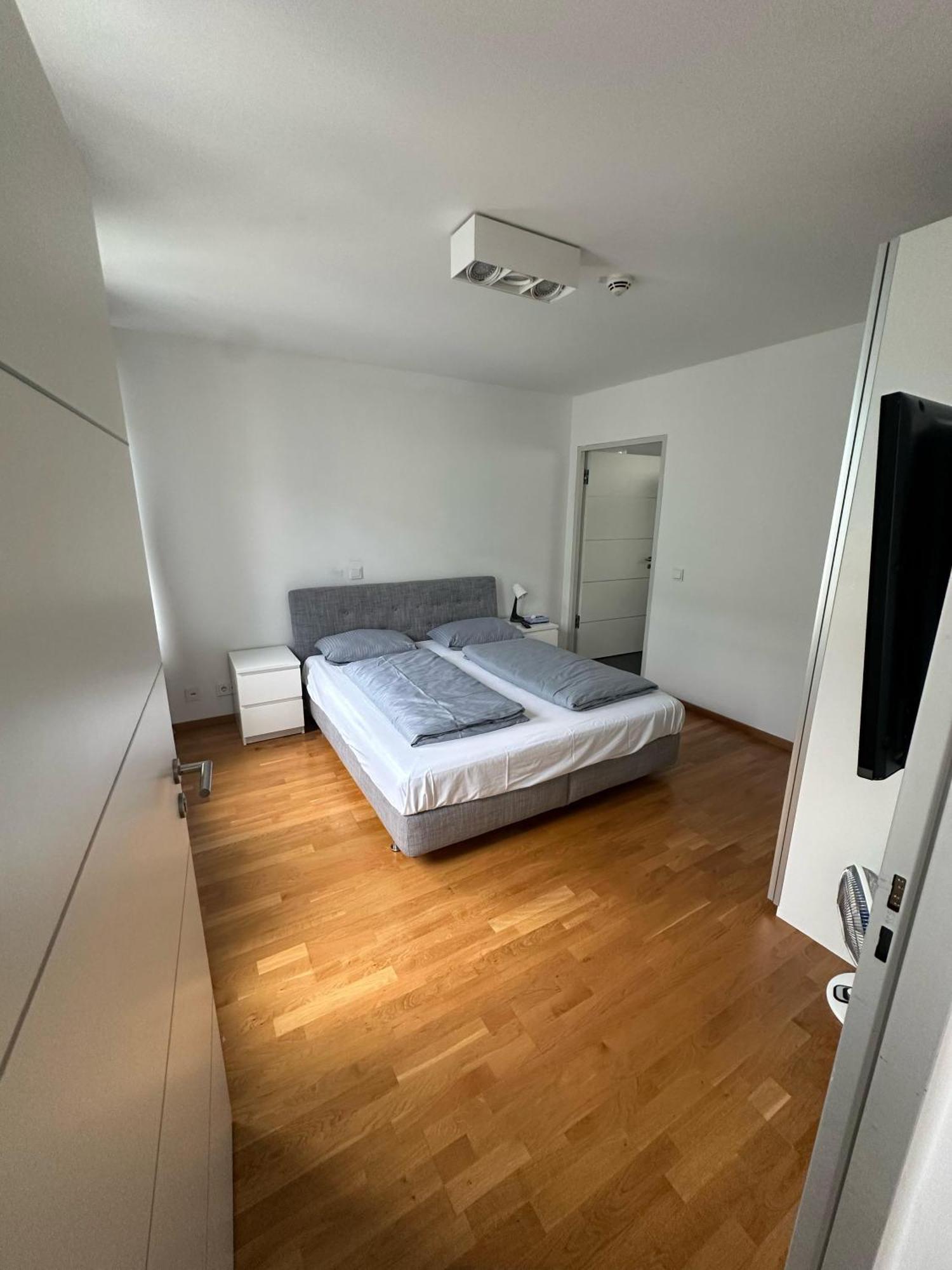 Al Nafurah Apartments 뮌헨 외부 사진
