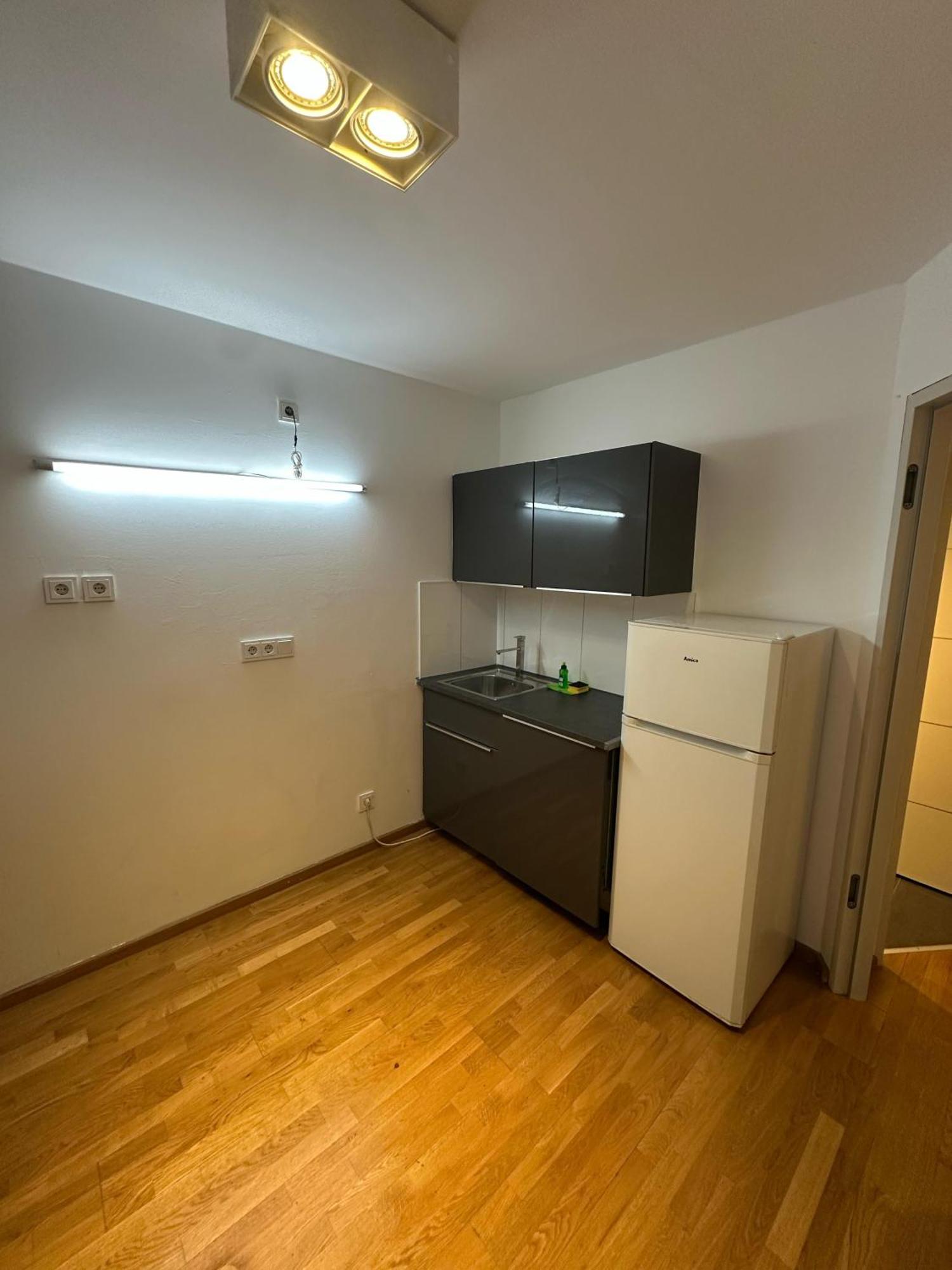 Al Nafurah Apartments 뮌헨 외부 사진