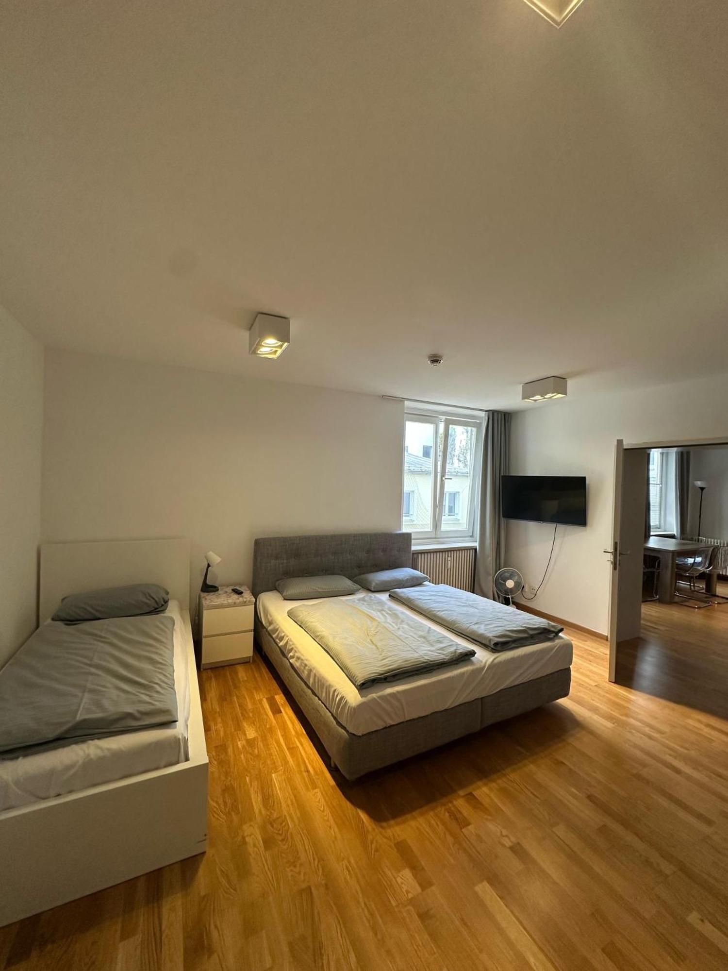 Al Nafurah Apartments 뮌헨 외부 사진
