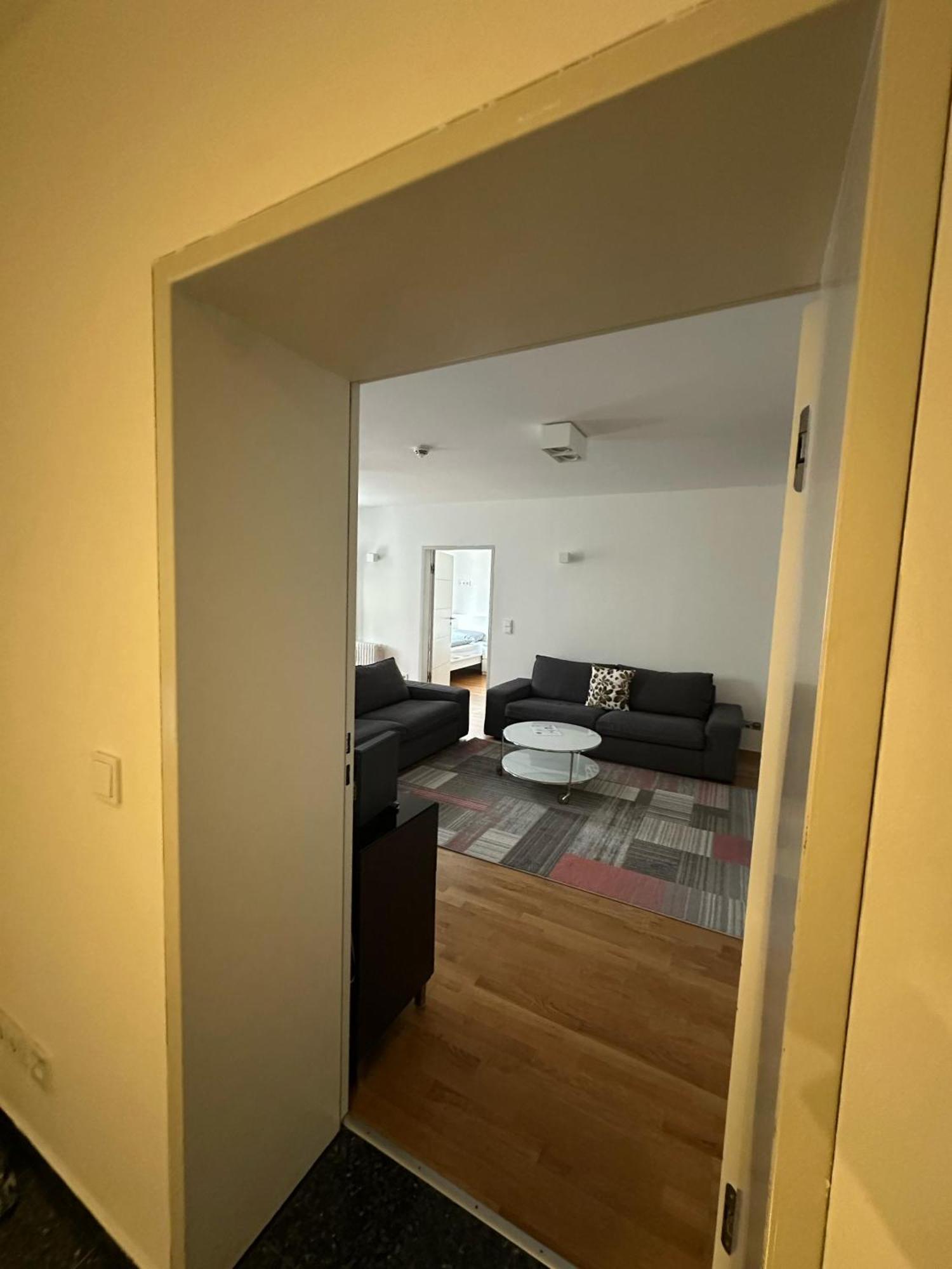 Al Nafurah Apartments 뮌헨 외부 사진