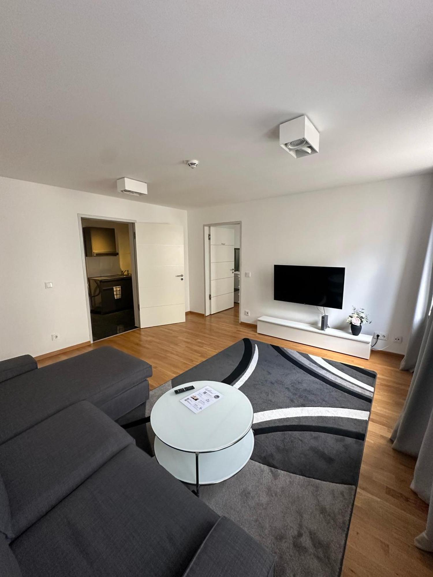 Al Nafurah Apartments 뮌헨 외부 사진