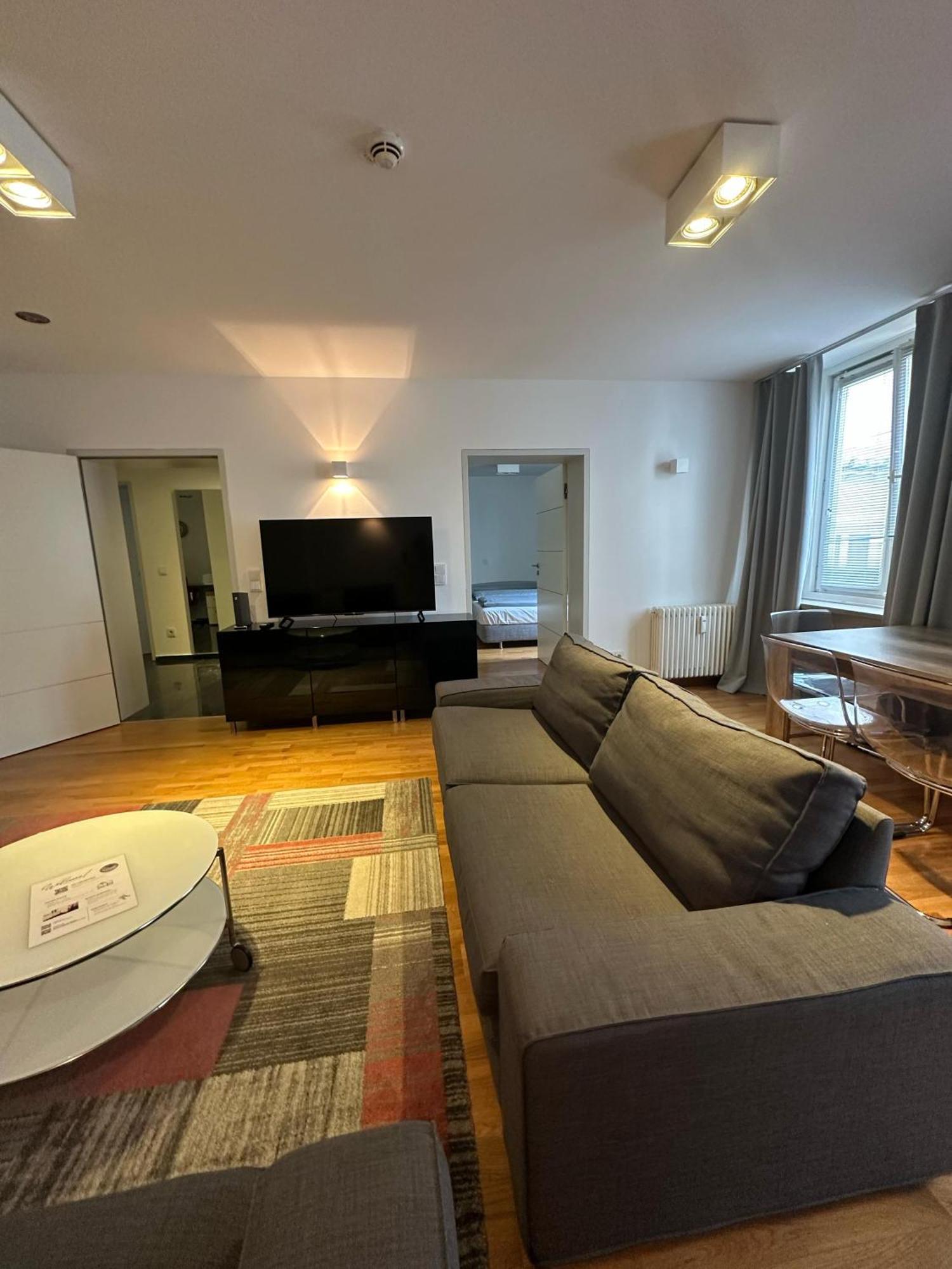 Al Nafurah Apartments 뮌헨 외부 사진
