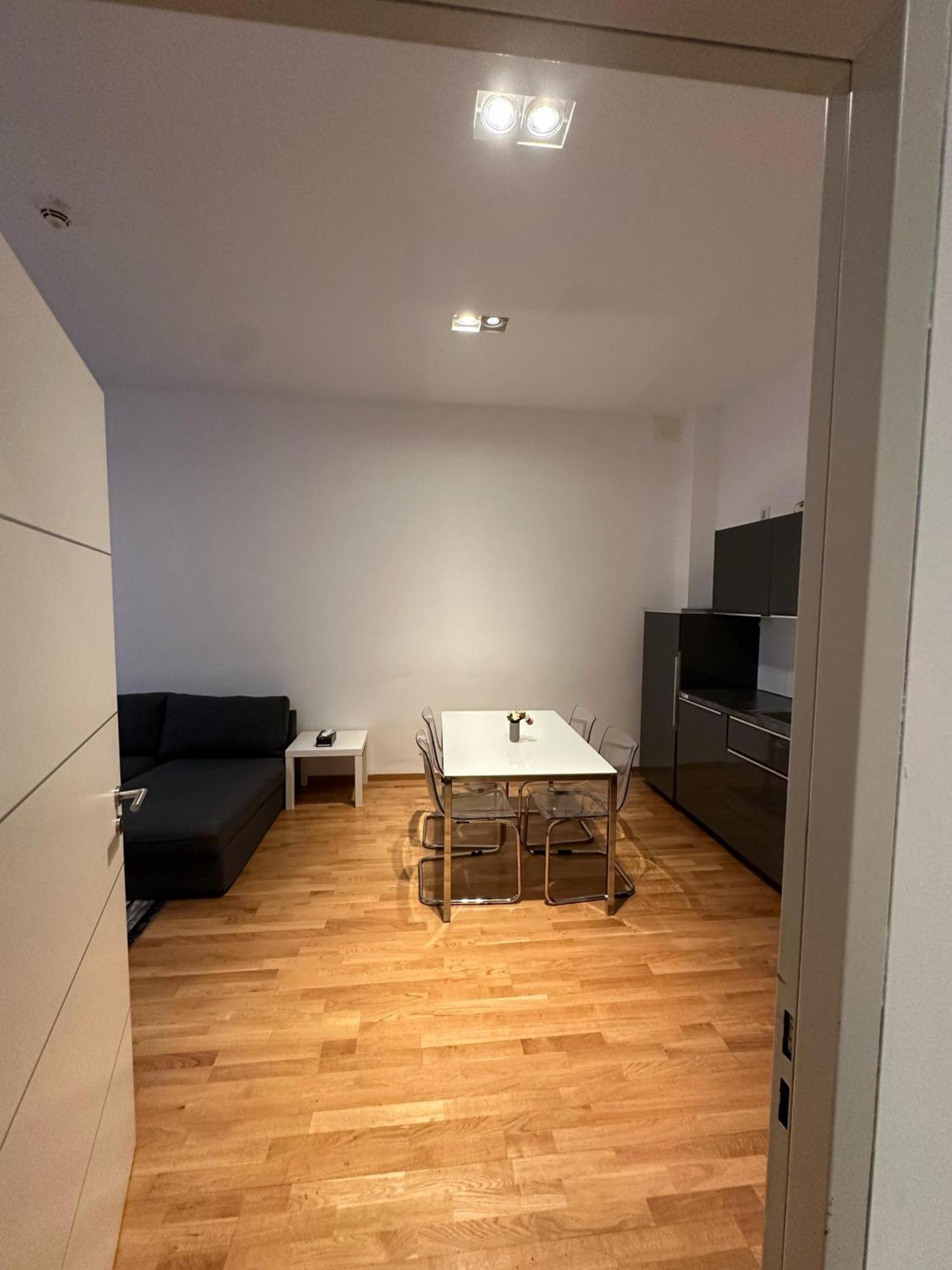 Al Nafurah Apartments 뮌헨 외부 사진